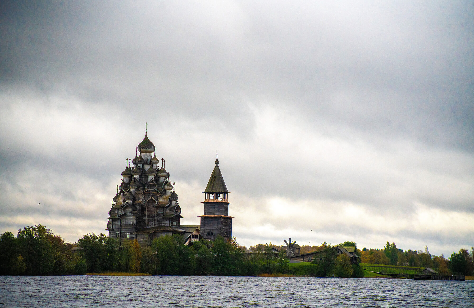 Фоновое изображение