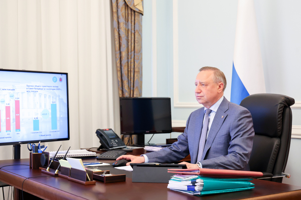 Александр Беглов: «Важно создавать условия для туристов с ограниченными возможностями»