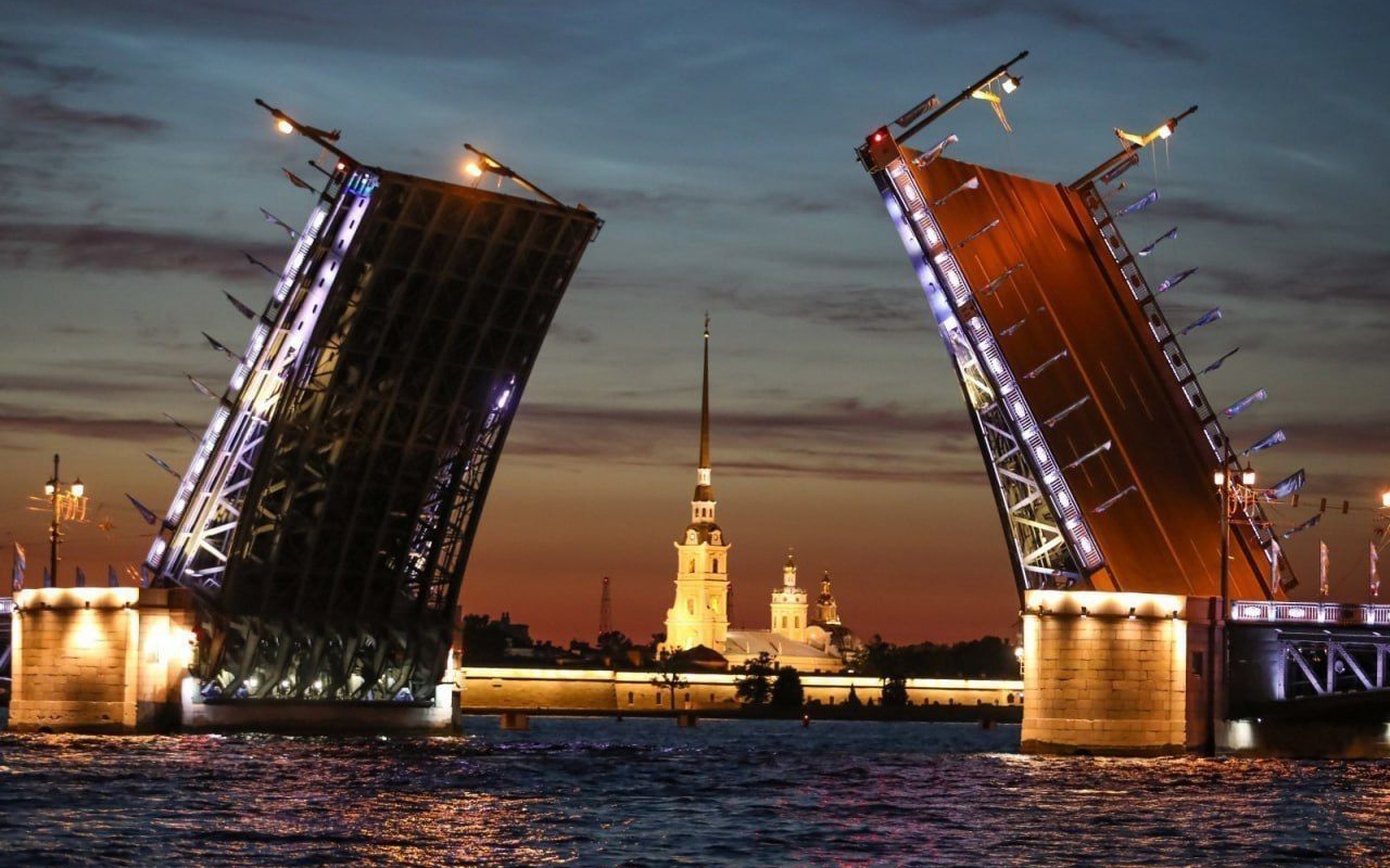 Звуковое шоу «Поющие мосты» 2025