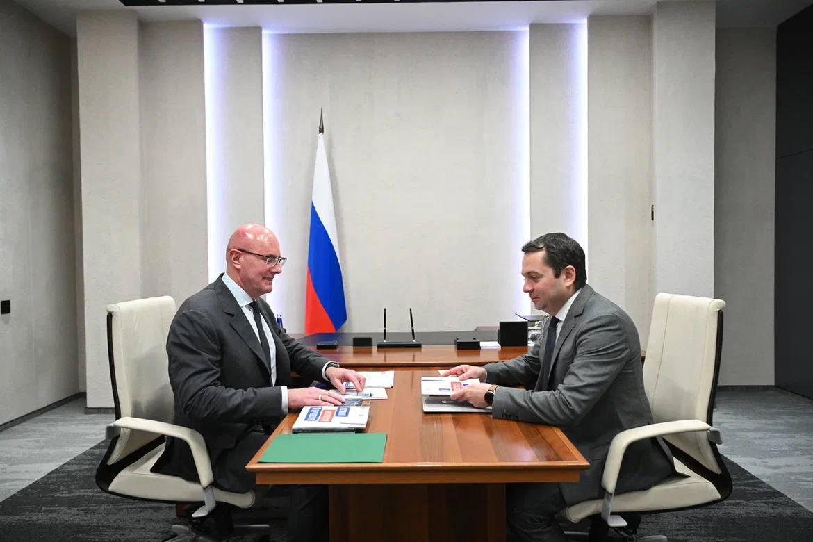 Чернышенко встретился с главами регионов «Серебряного ожерелья России»