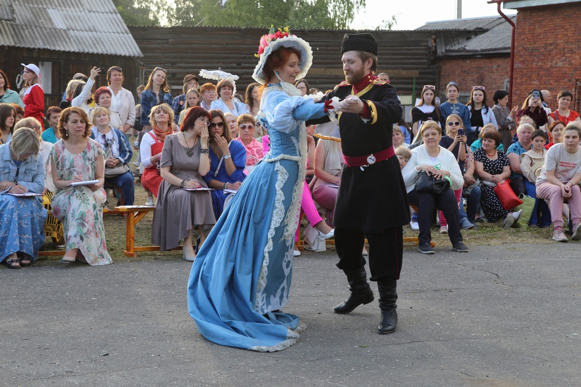 Международный фестиваль «Кириллов день» и фестиваль деревянной скульптуры «Древо Жизни»